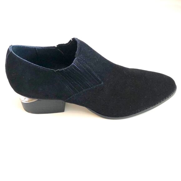 NWT STEVE MADDEN Barnett Black Suede Loafer Gold Metal Cutout Heel 8.5 - Picture 4 of 8